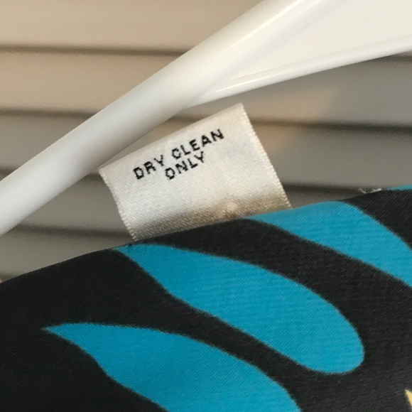 Harold’s blouse size medium - Picture 4 of 4